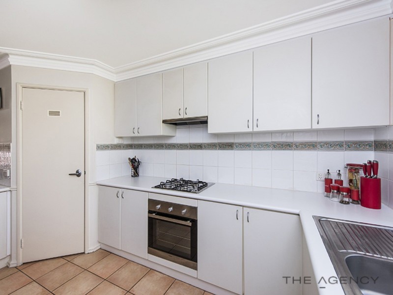 18/33 Paddington Court, Bibra Lake WA 6163