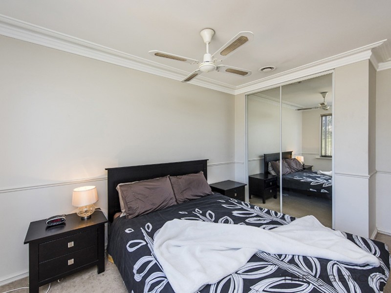 18/33 Paddington Court, Bibra Lake WA 6163