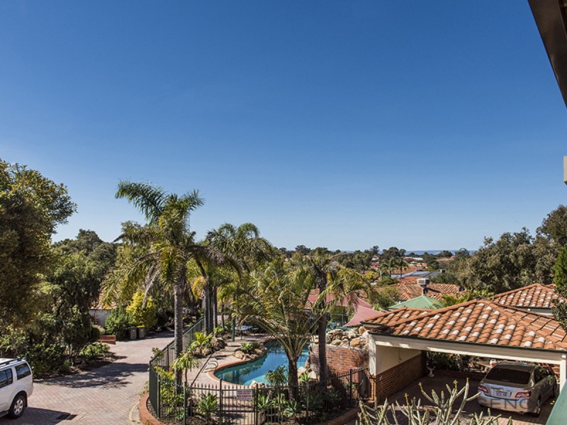 18/33 Paddington Court, Bibra Lake WA 6163