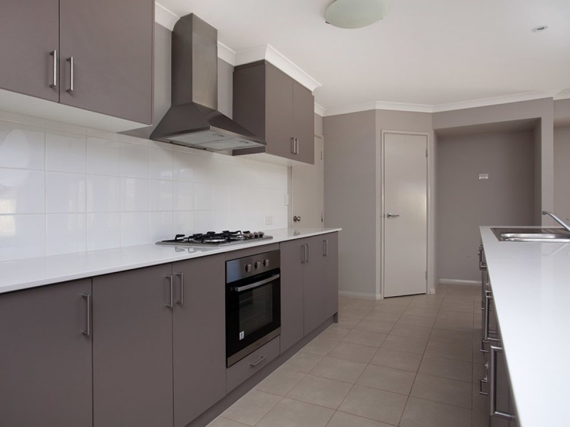 21 Peacock Avenue, Singleton WA 6175