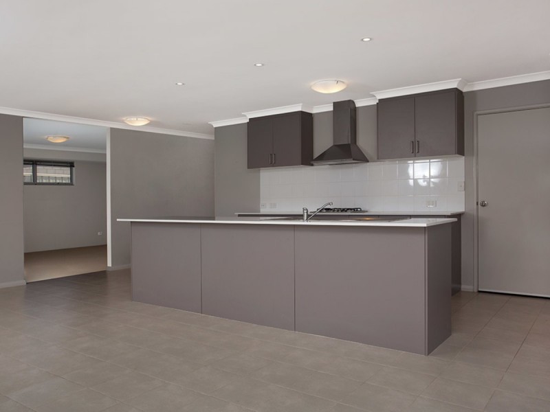 21 Peacock Avenue, Singleton WA 6175