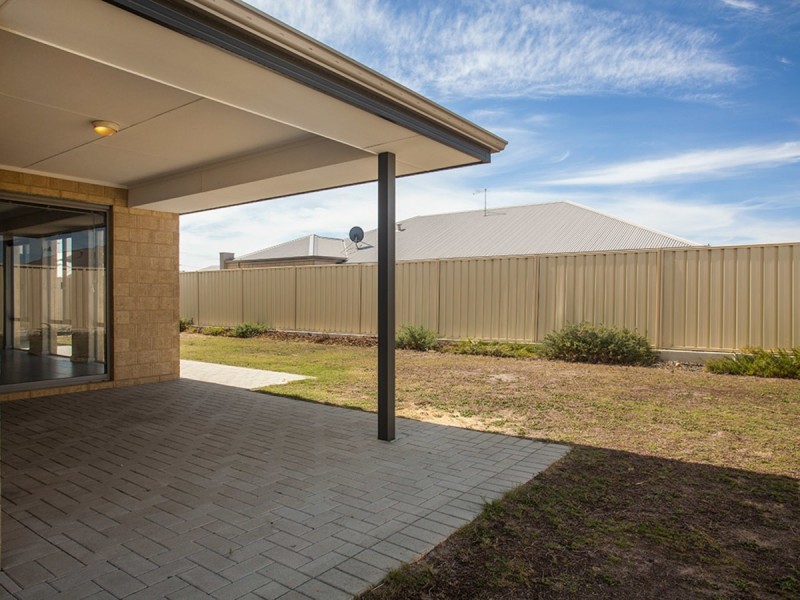 21 Peacock Avenue, Singleton WA 6175