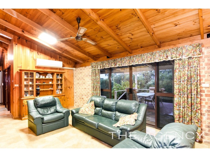 6 Knapp Drive, Leschenault WA 6233