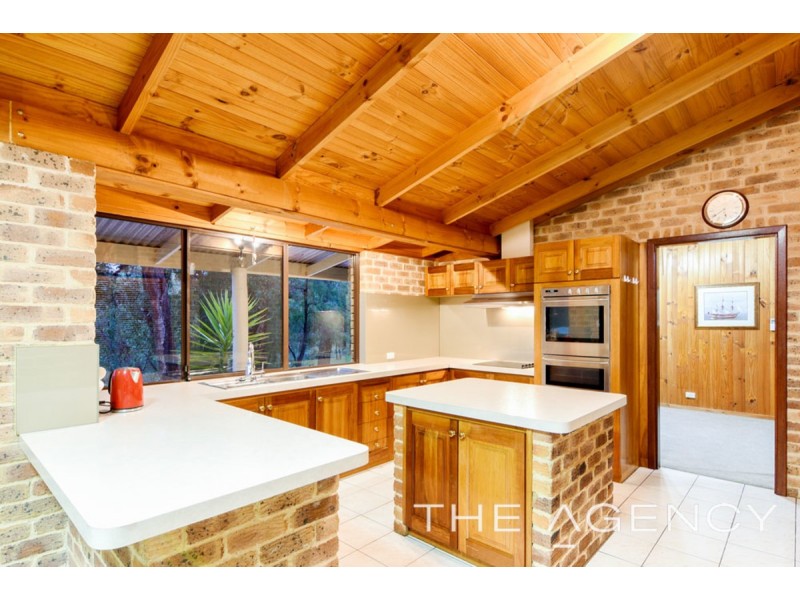 6 Knapp Drive, Leschenault WA 6233