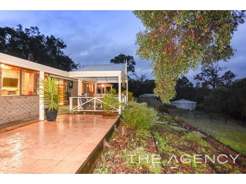 6 Knapp Drive, Leschenault WA 6233