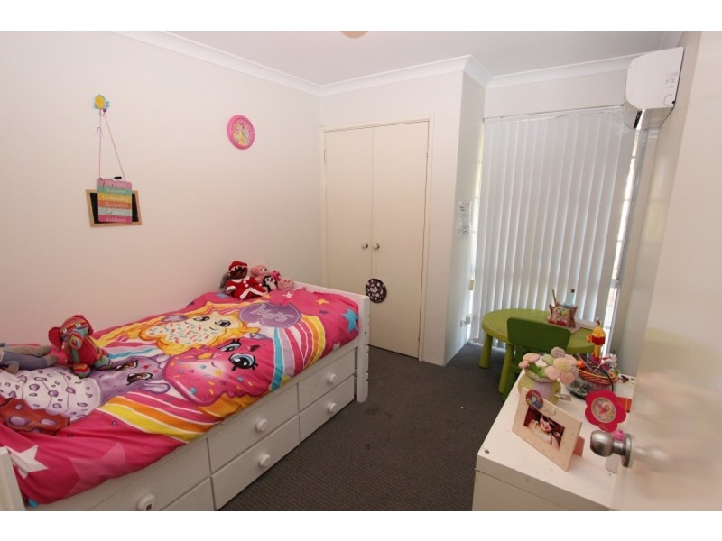 6 Oleander Place, Halls Head WA 6210