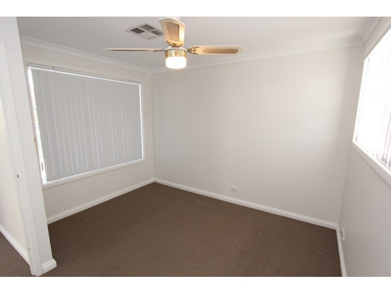 6 Oleander Place, Halls Head WA 6210