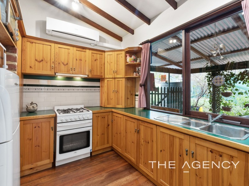 12 Brook Road, Darlington WA 6070