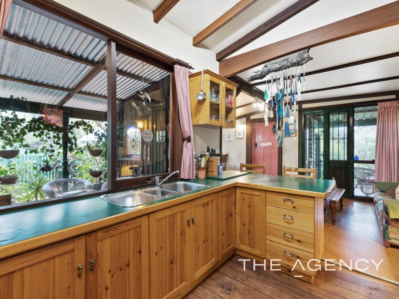 12 Brook Road, Darlington WA 6070