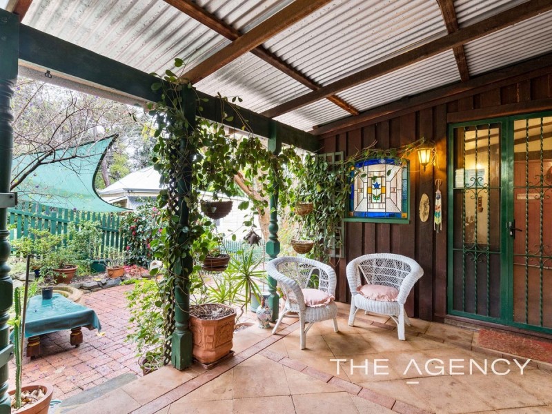 12 Brook Road, Darlington WA 6070