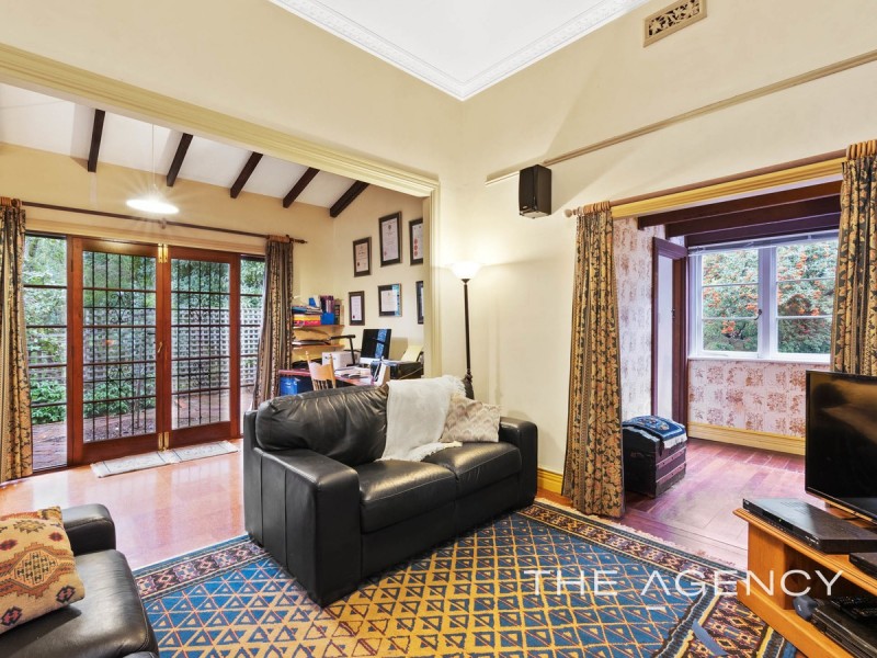 12 Brook Road, Darlington WA 6070