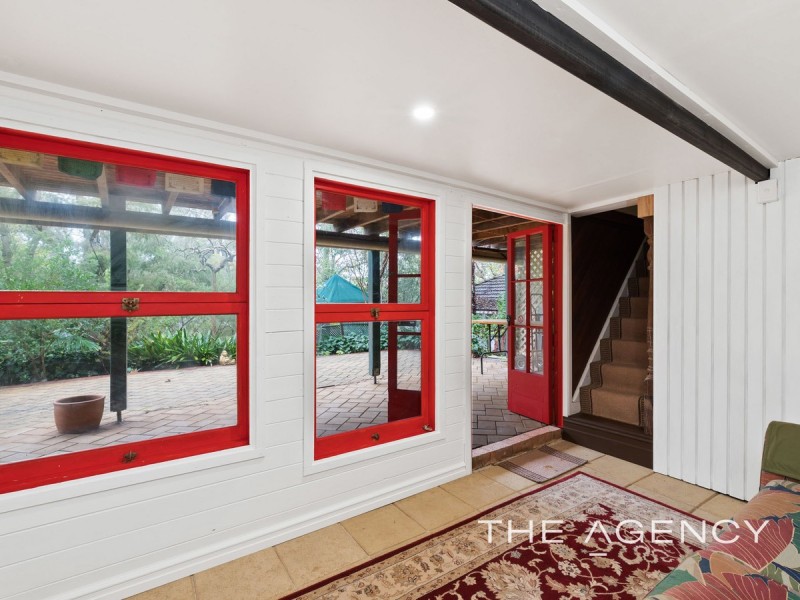 12 Brook Road, Darlington WA 6070