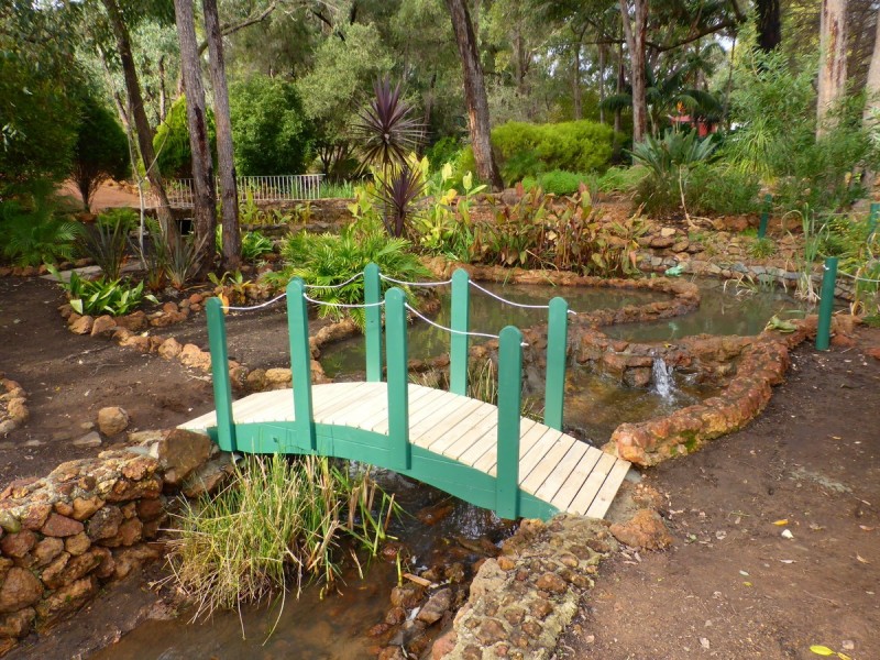 830 Walker Street, Mundaring WA 6073