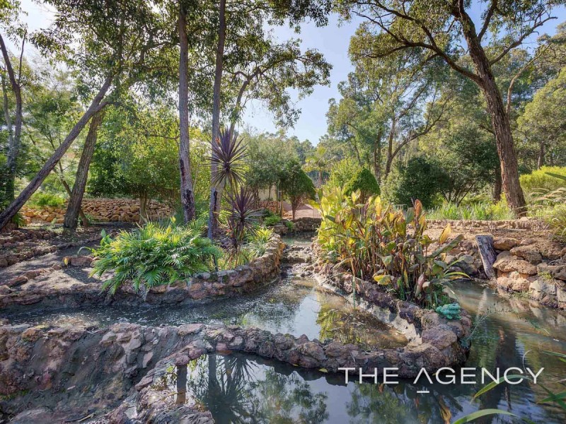 830 Walker Street, Mundaring WA 6073