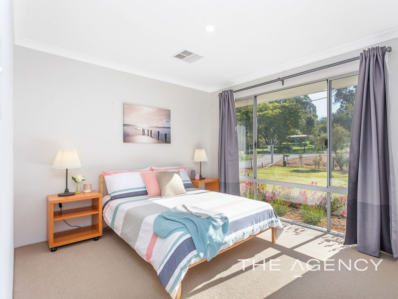 830 Walker Street, Mundaring WA 6073