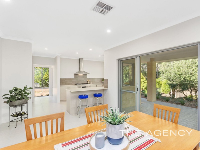 830 Walker Street, Mundaring WA 6073