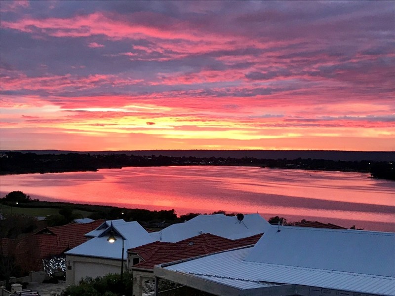 38 Sulman Avenue, Salter Point WA 6152