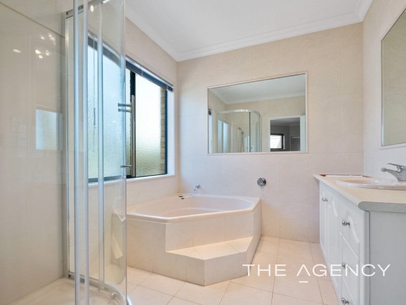 38 Sulman Avenue, Salter Point WA 6152