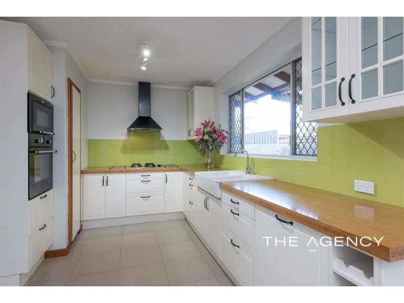 27 Ayton Way, Duncraig WA 6023