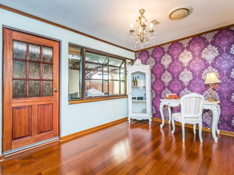 27 Ayton Way, Duncraig WA 6023