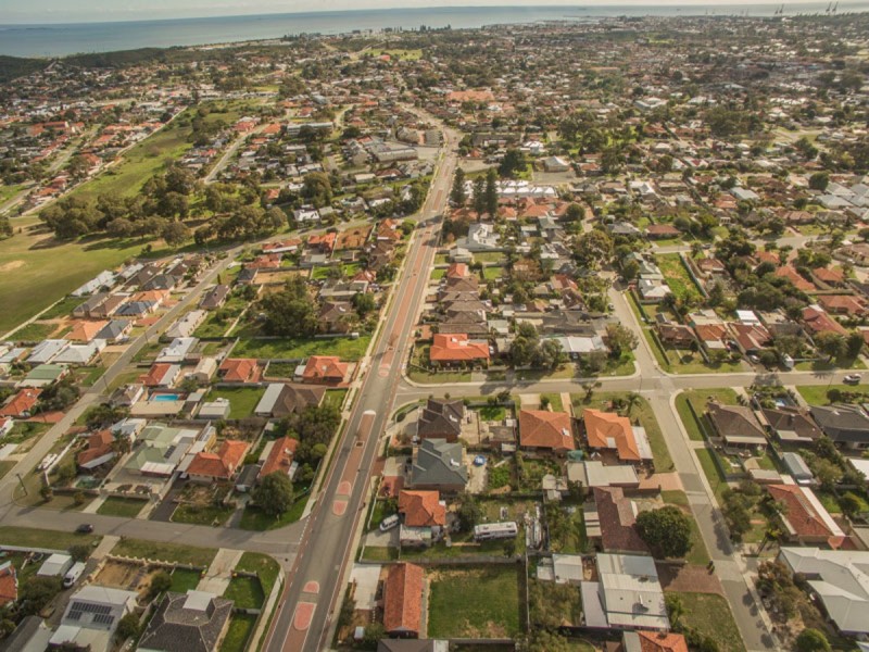 130B Forrest Road, Hamilton Hill WA 6163