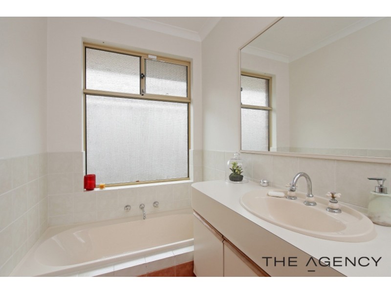 35 Templetonia Retreat, Canning Vale WA 6155