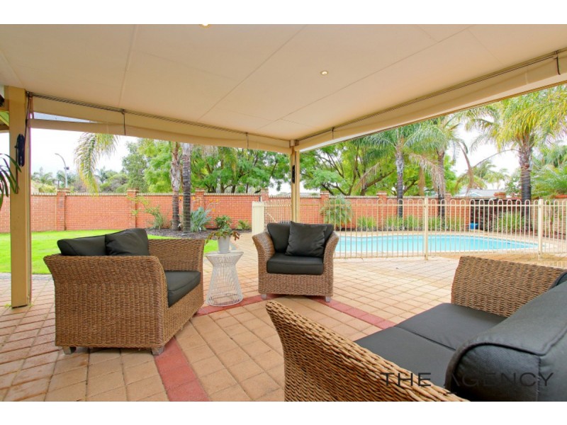 35 Templetonia Retreat, Canning Vale WA 6155