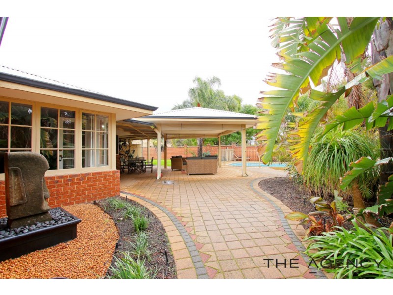 35 Templetonia Retreat, Canning Vale WA 6155