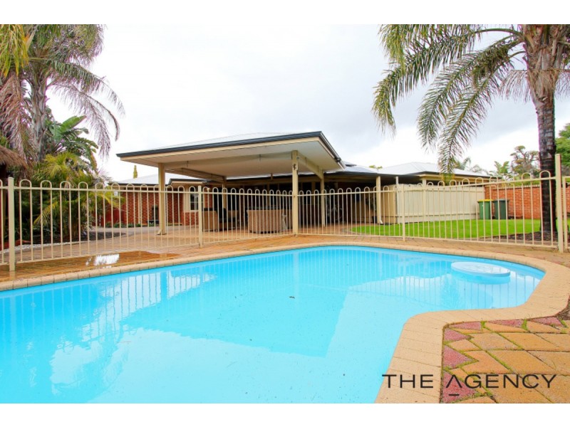 35 Templetonia Retreat, Canning Vale WA 6155