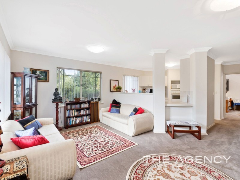 3/4 Henley Place, Attadale WA 6156
