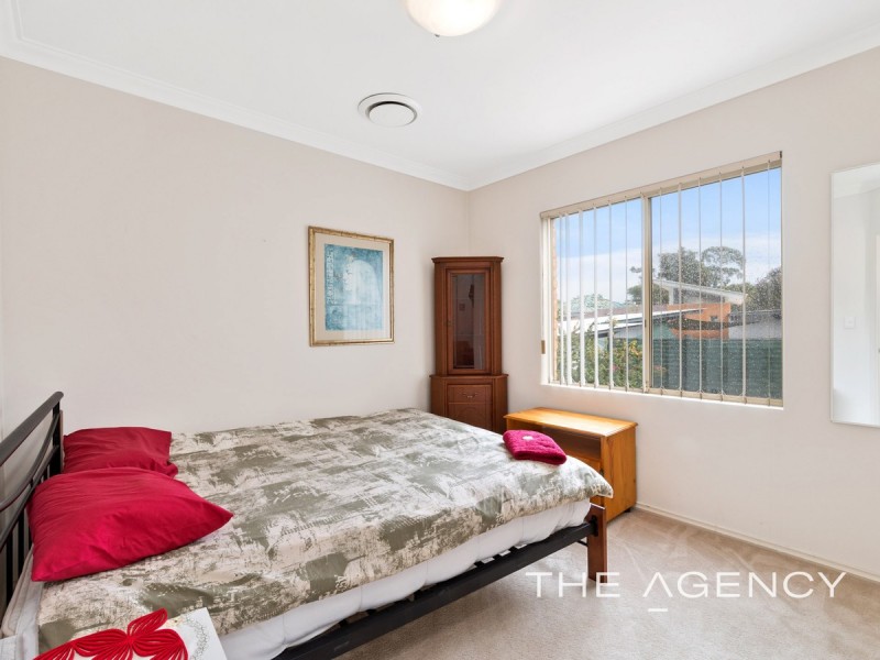 3/4 Henley Place, Attadale WA 6156