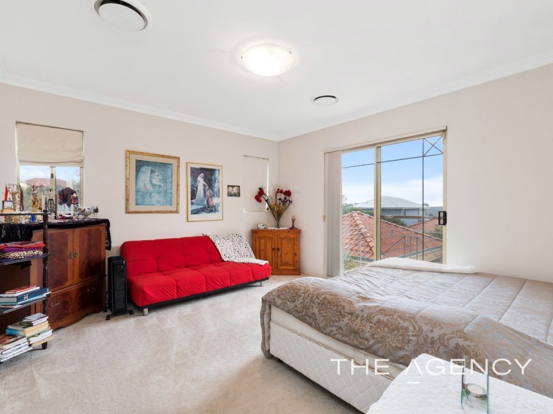 3/4 Henley Place, Attadale WA 6156