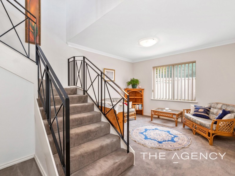 3/4 Henley Place, Attadale WA 6156