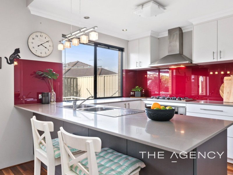 21 Blacksmith Street, Queens Park WA 6107