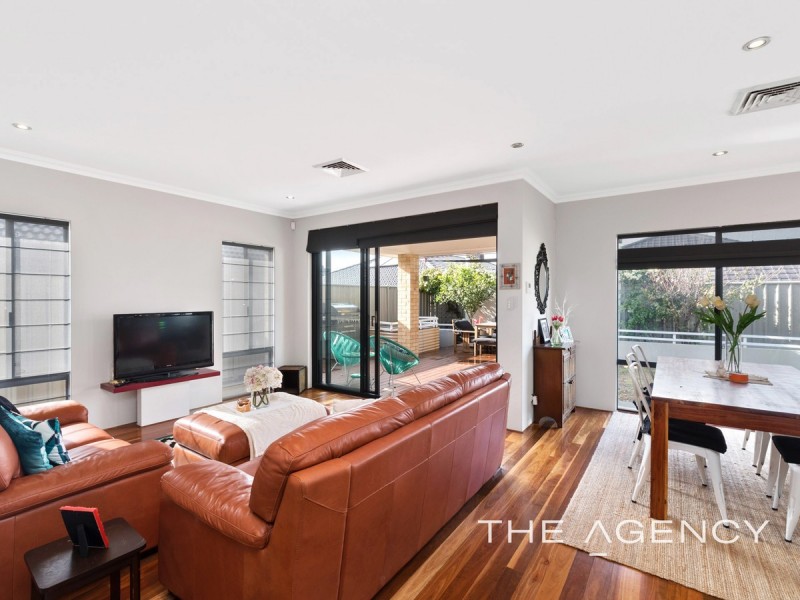 21 Blacksmith Street, Queens Park WA 6107