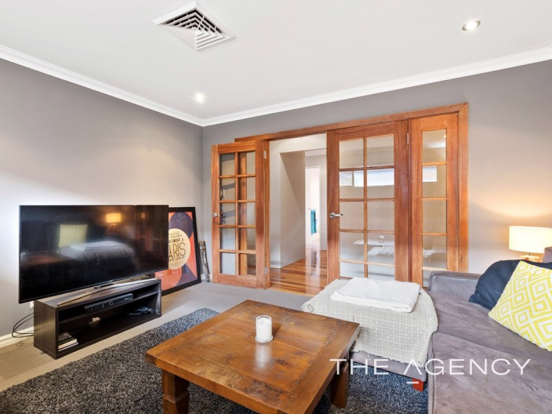 21 Blacksmith Street, Queens Park WA 6107