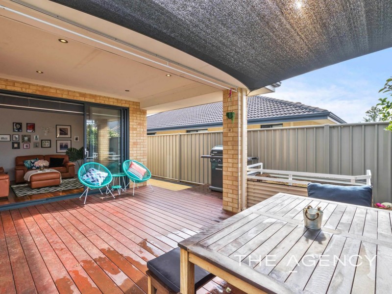 21 Blacksmith Street, Queens Park WA 6107