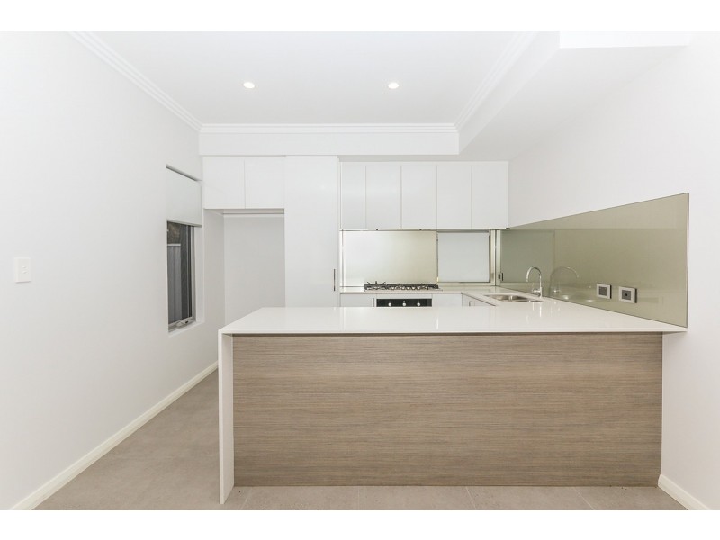 3/16 Nineham Avenue, Spearwood WA 6163