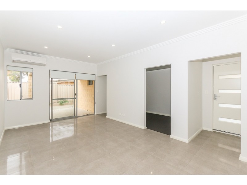 3/16 Nineham Avenue, Spearwood WA 6163