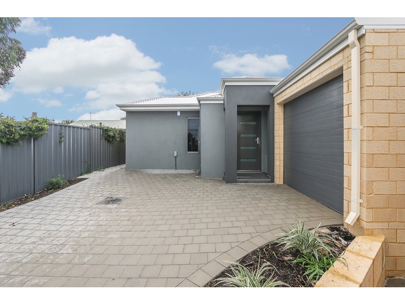 3/16 Nineham Avenue, Spearwood WA 6163