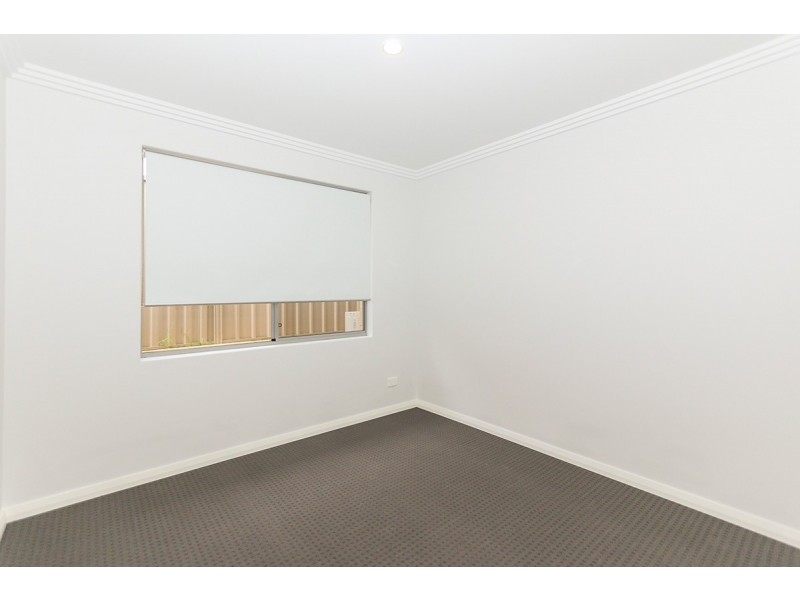 1/16 Nineham Avenue, Spearwood WA 6163