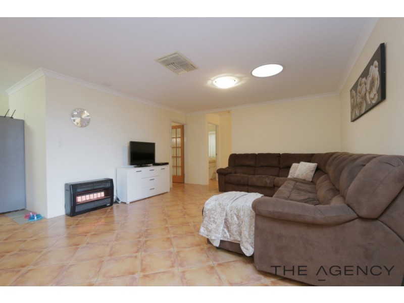 27 Rosewood Lane, Thornlie WA 6108