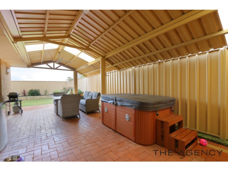 27 Rosewood Lane, Thornlie WA 6108