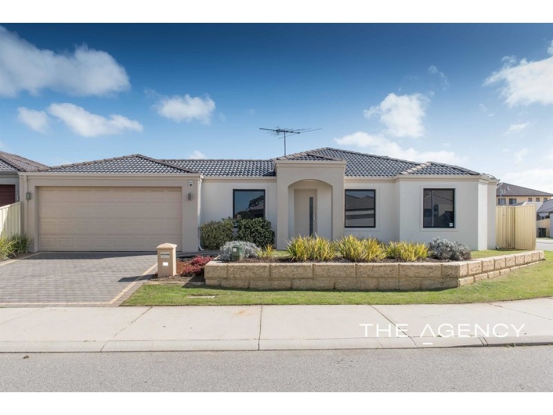 10 Cass Boulevard, Darch WA 6065