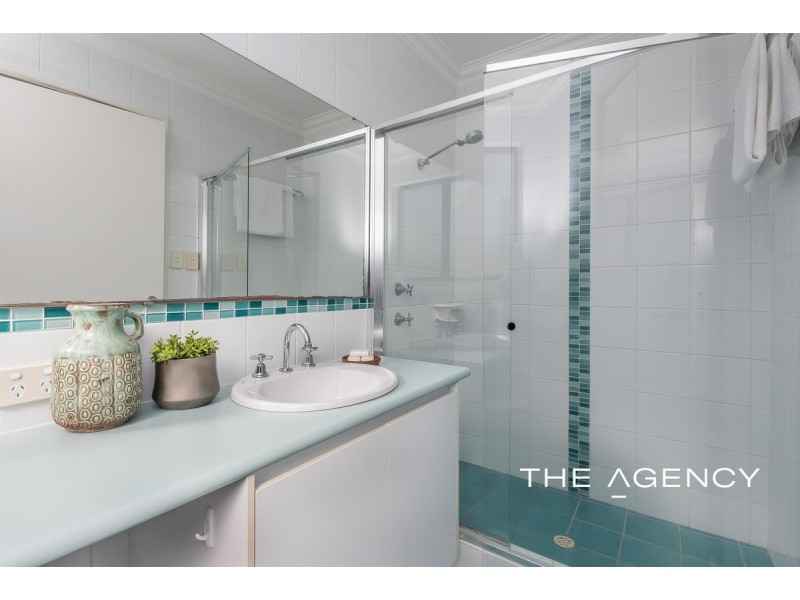 10 Cass Boulevard, Darch WA 6065