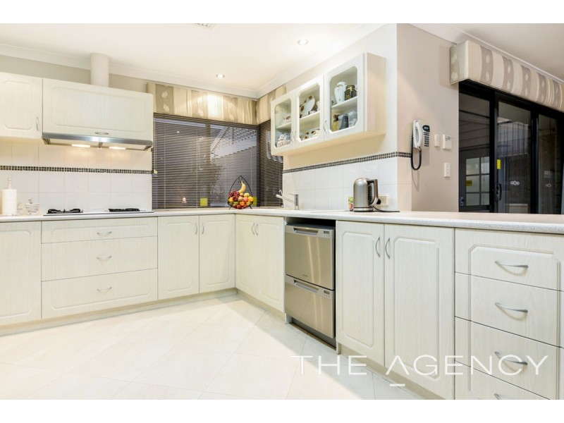 44 Gascoyne Circle, Millbridge WA 6232
