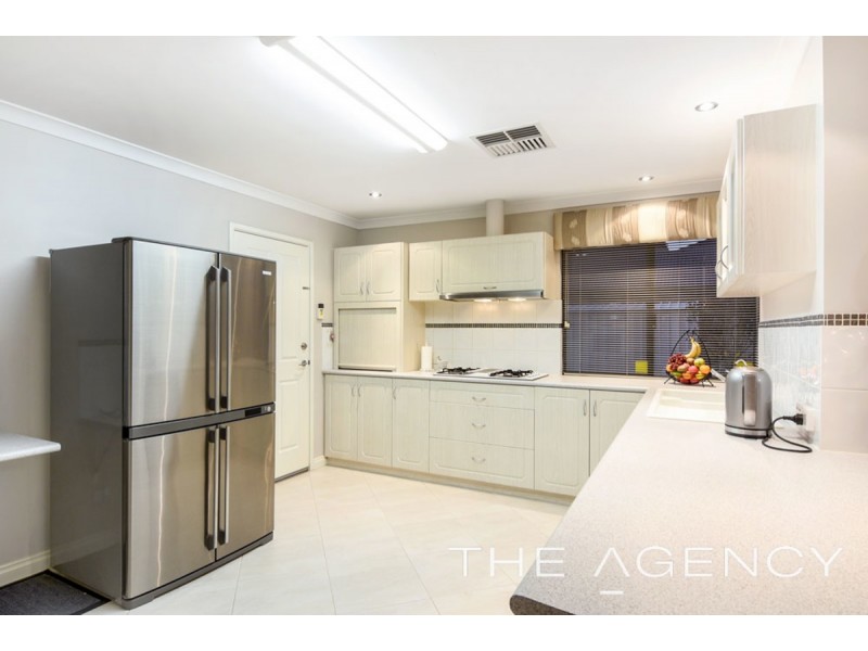 44 Gascoyne Circle, Millbridge WA 6232