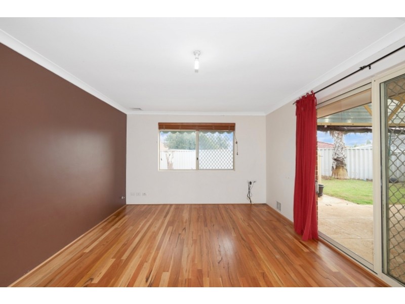 19 Latania Grove, Warnbro WA 6169