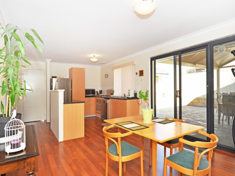 18 Zeppelin Way, Tapping WA 6065