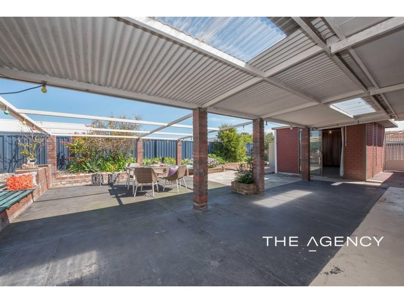 3 Lindsay Way, Padbury WA 6025